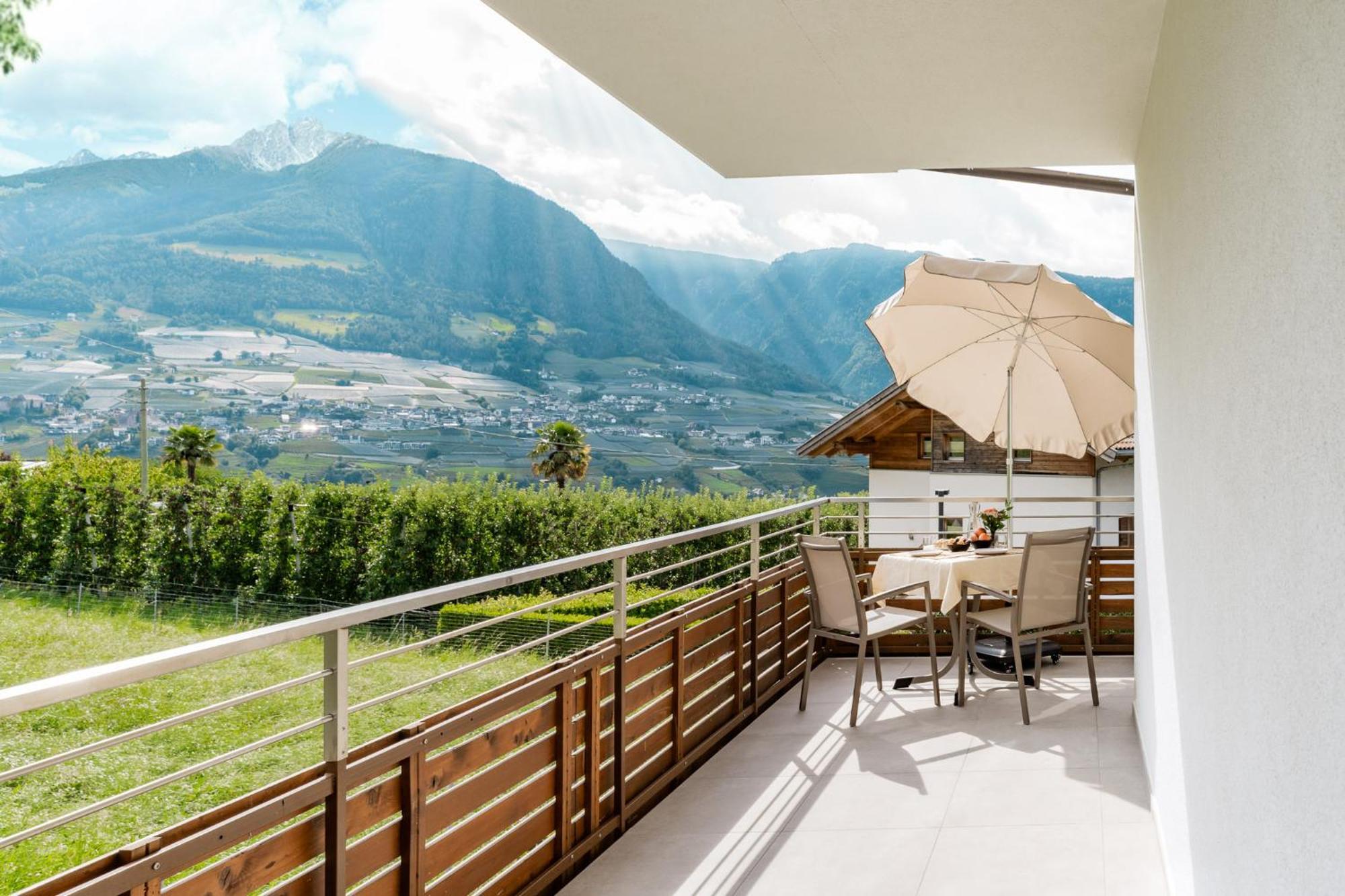 Apartment Ruprecht Tirolo Exteriör bild